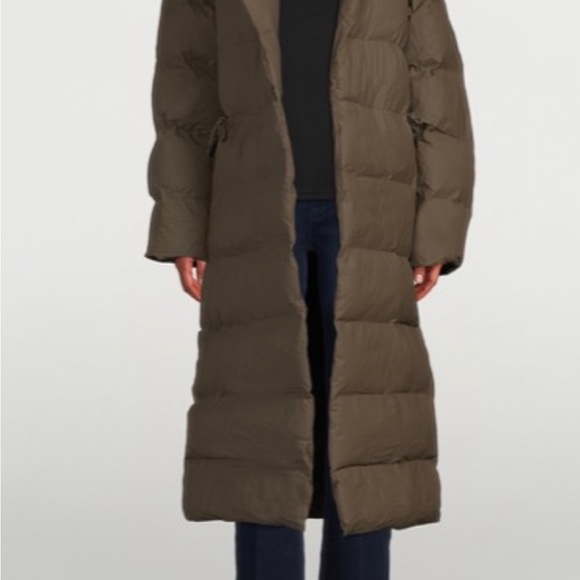 RAINS NWT down coat - Picture 4 of 12